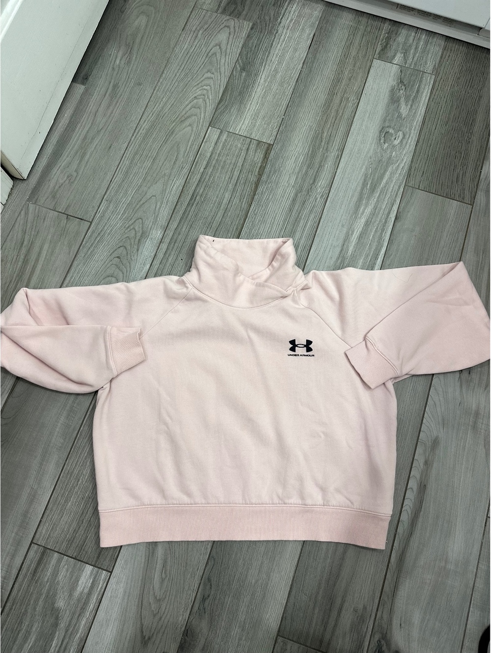 Under Armour Loose Fit Pink Pullover Sweatshirt Medium